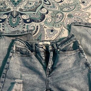 Stylish light blue wash Women Jeans